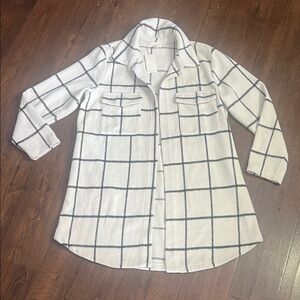 Mellōday White and Black Checkered Cardigan